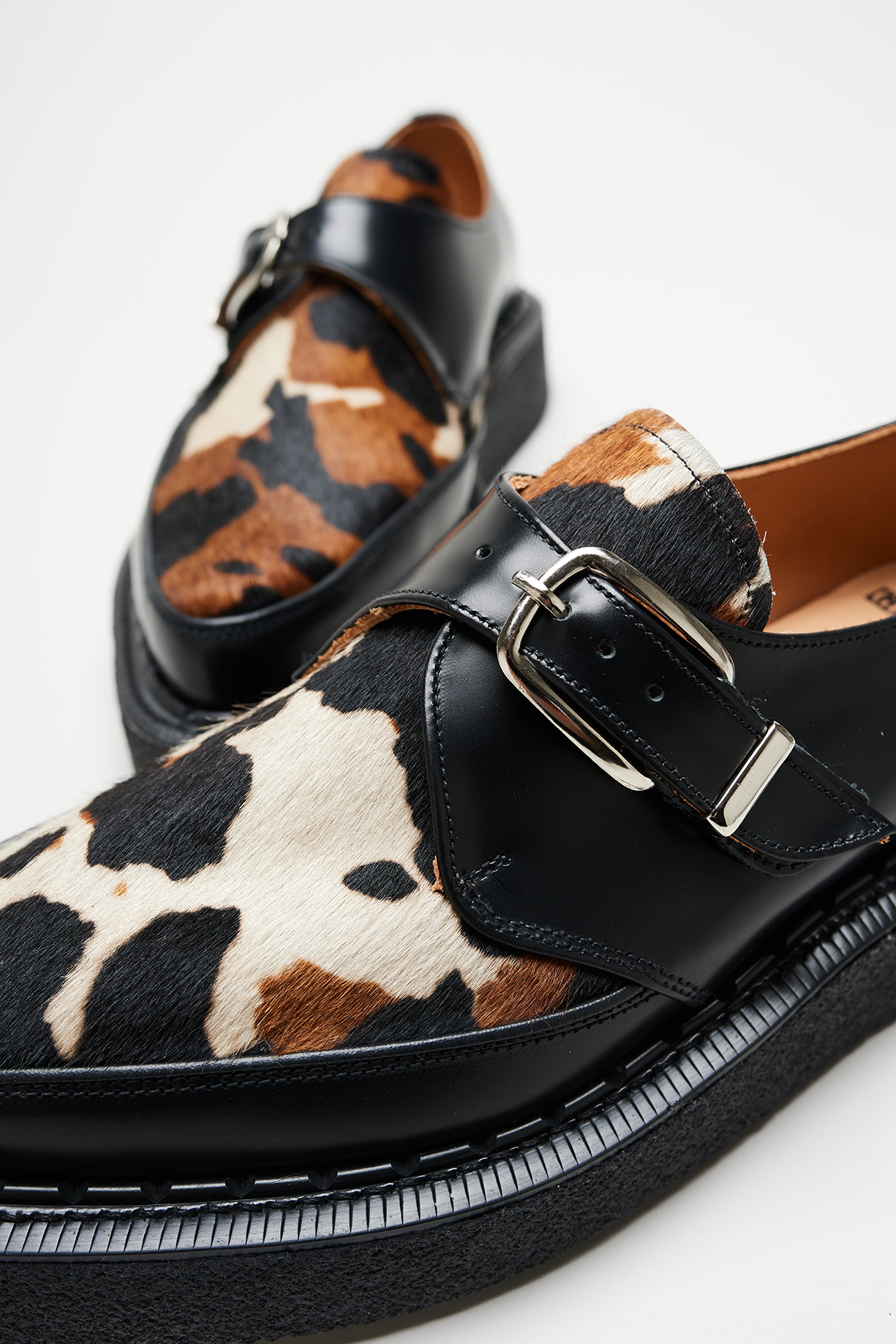 Diano Monk Black/Brown Cow
