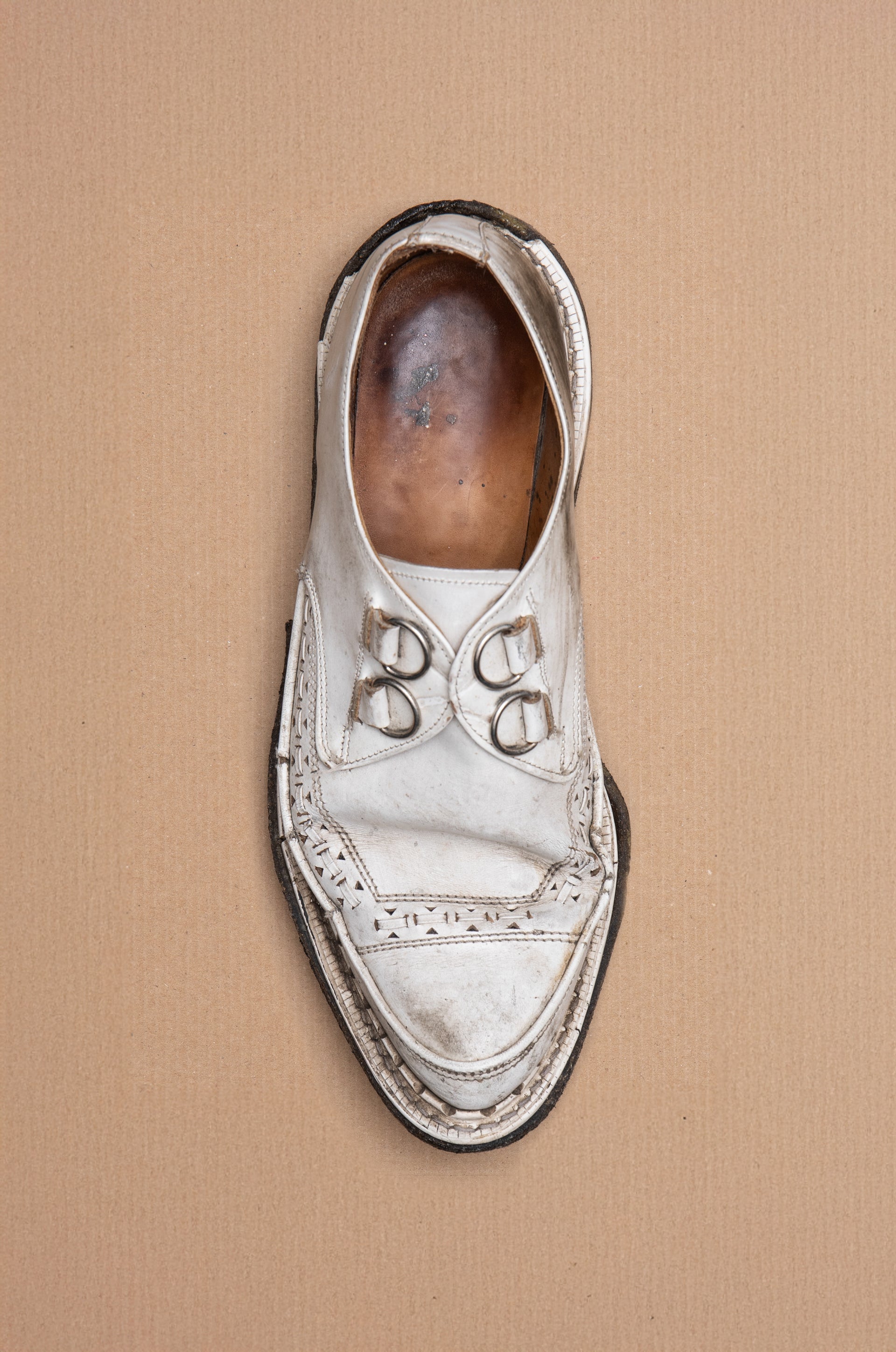 <p><strong>‘D-Ring Diano’ Creeper in white made for ‘Western Distribution’, Paris, 1985</strong></p>