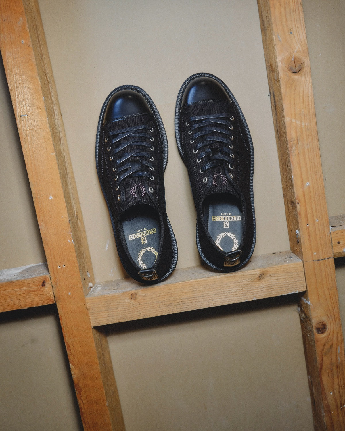 <p>The Fred Perry x George Cox Monkey Show</p>