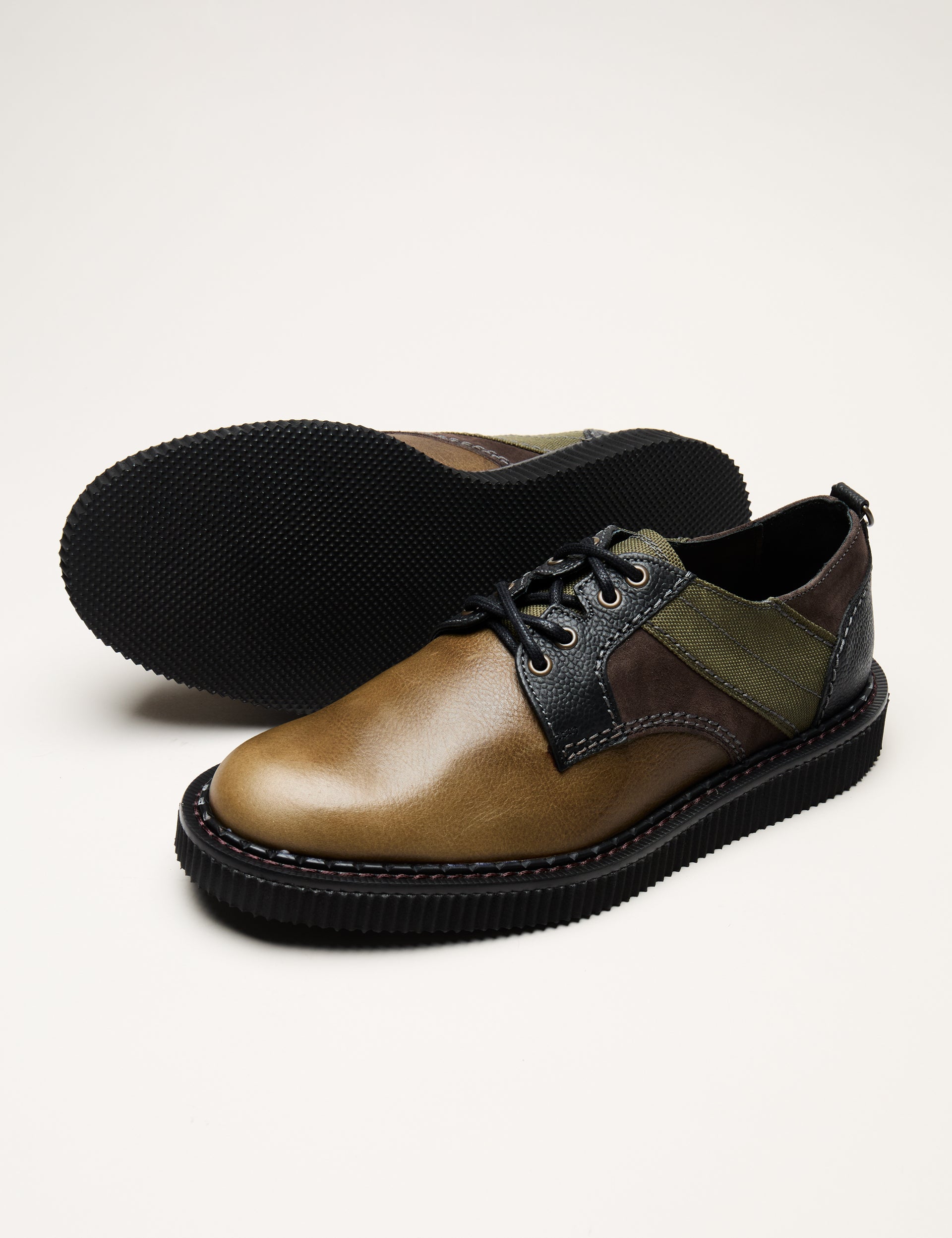 Nicholas Daley 4 Eyelet Derby Olive/Black