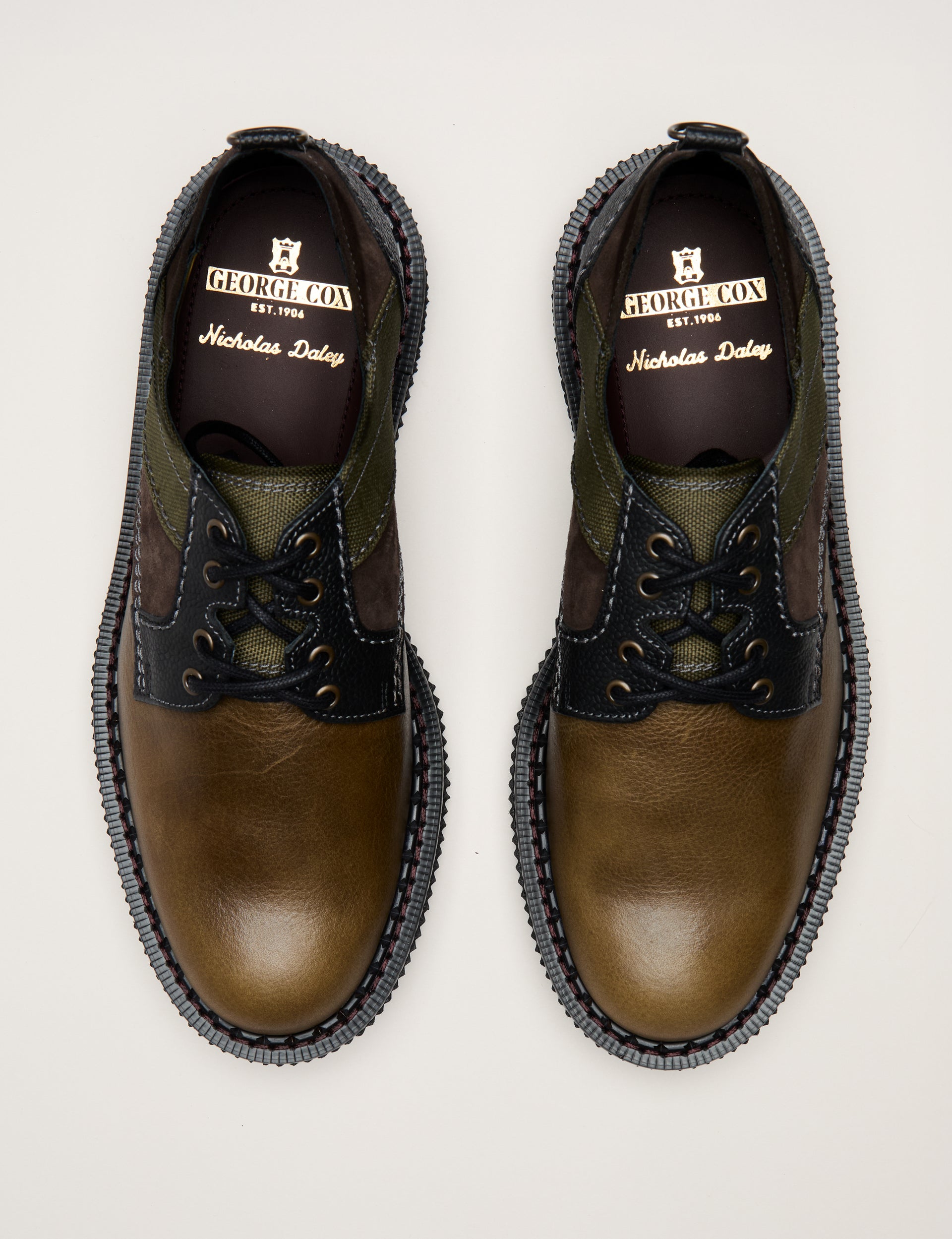 Nicholas Daley 4 Eyelet Derby Olive/Black