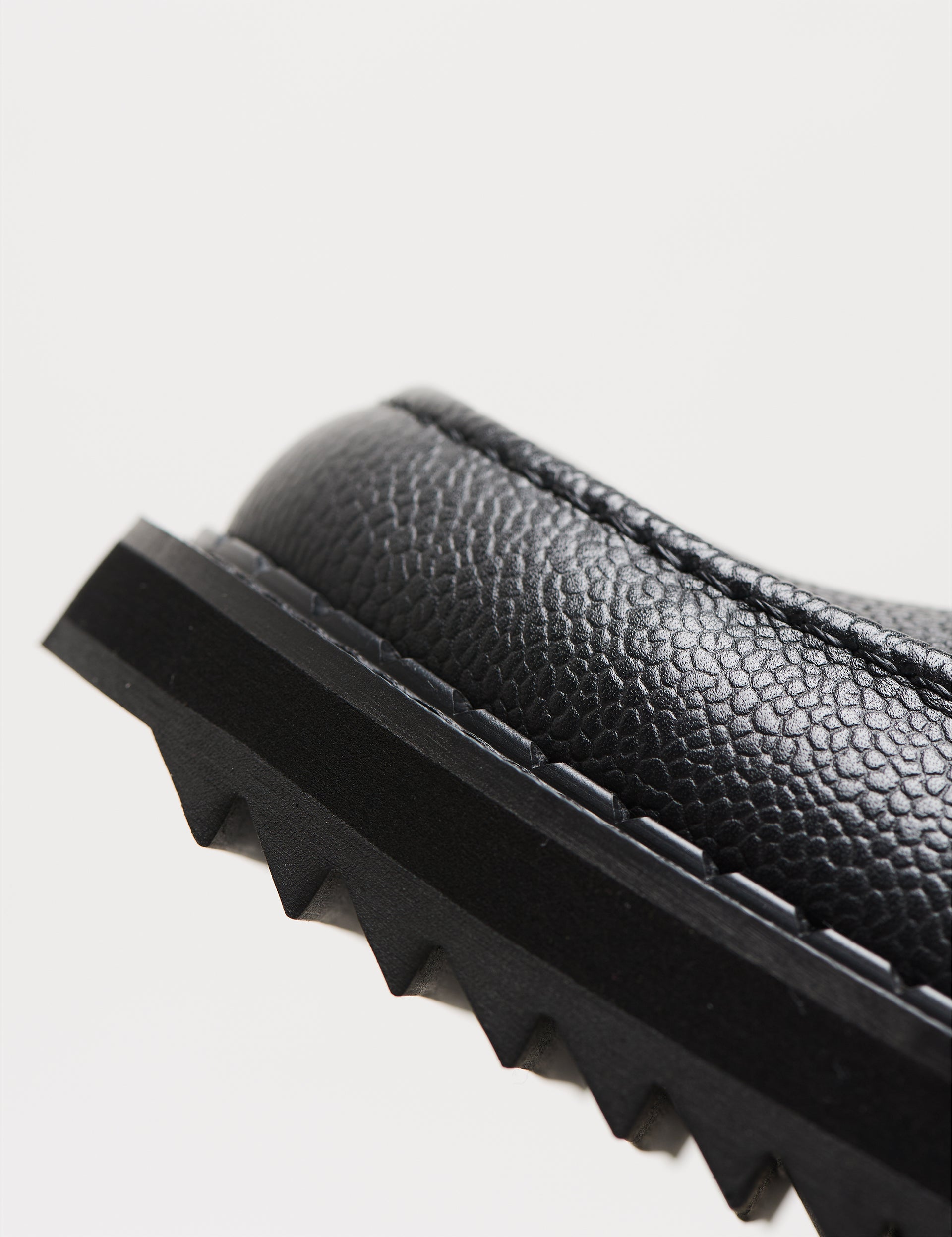 Ripple Derby Black Pebble
