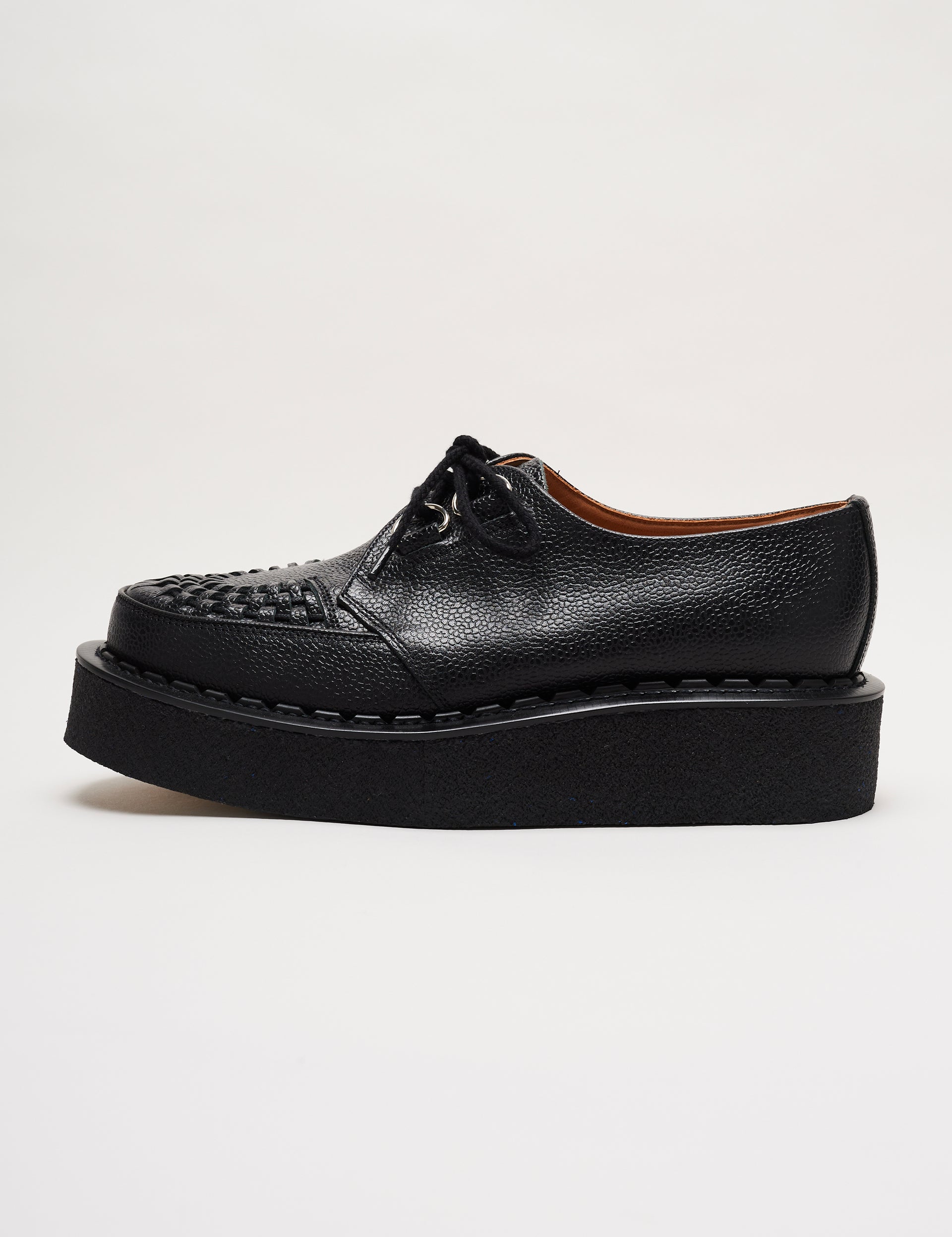 Skipton Black Pebble