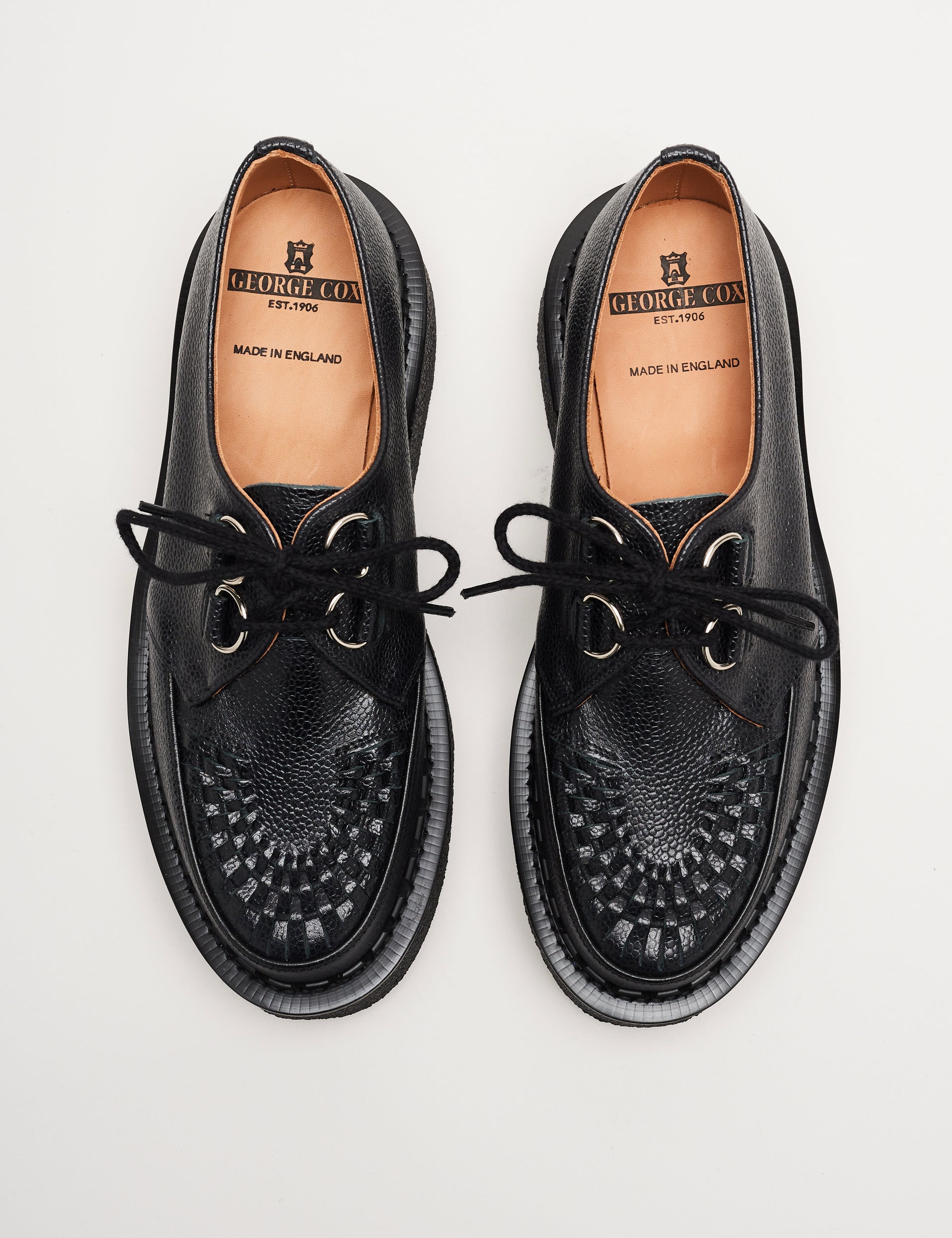Skipton Black Pebble